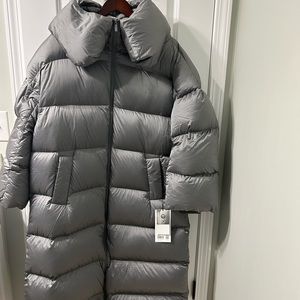 Lululemon Down- filled Puffer Jacket